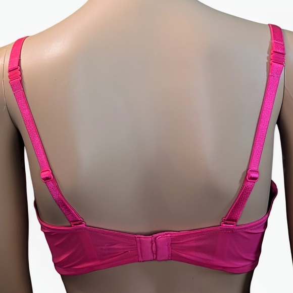 Victoria Secret Pink Pushup Bra. Convertible to Halter and Racerback. 36D - Picture 2 of 6